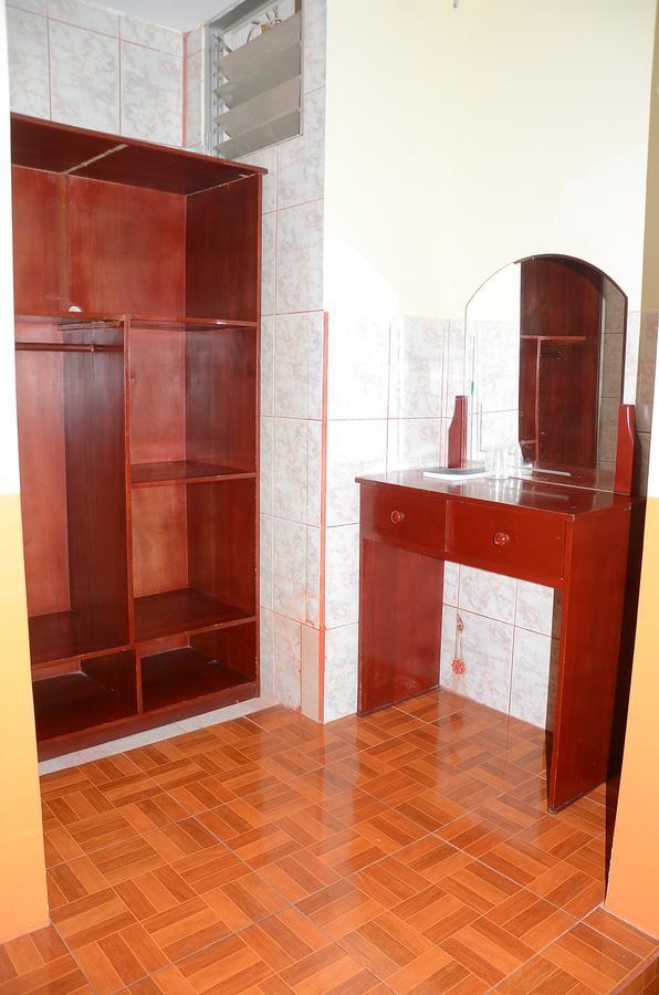 Hotel Real Madrid Riobamba Buitenkant foto