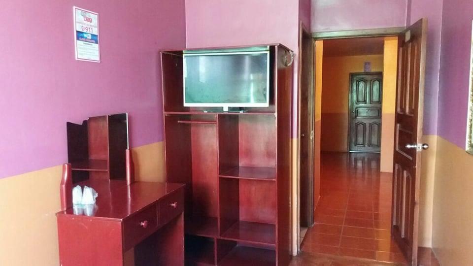 Hotel Real Madrid Riobamba Buitenkant foto